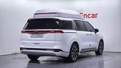2023 Kia Carnival Diesel 7-Seater Hi-Limousine — фото 2