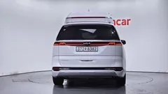 2023 Kia Carnival Diesel 7-Seater Hi-Limousine — фото 4
