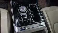 2023 Kia Carnival Diesel 7-Seater Hi-Limousine — фото 9