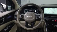 2023 Kia Carnival Diesel 7-Seater Hi-Limousine — фото 13