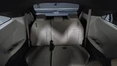 2023 Toyota Sienna 2.5 Hybrid AWD, белый — фото 18