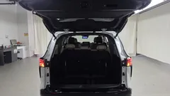 2023 Toyota Sienna 2.5 Hybrid AWD, белый — фото 20