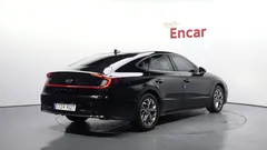 2022 Hyundai Sonata 2.0 — фото 2