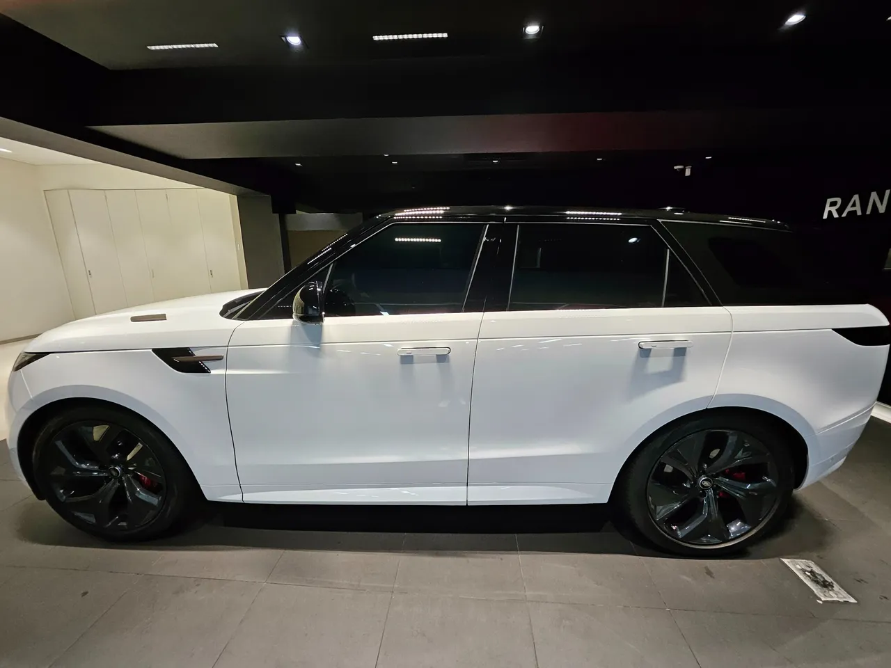 2023 Land Rover Range Rover Sport D300 HSE Dynamic
