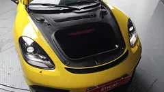 2023 Porsche 718 4.0 GT4, жёлтый — фото 6