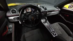 2023 Porsche 718 4.0 GT4, жёлтый — фото 7