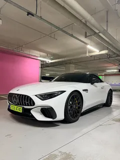 2023 Mercedes-Benz SL-Class AMG SL63 4MATIC+ Performance, белый — фото 2