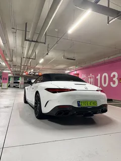2023 Mercedes-Benz SL-Class AMG SL63 4MATIC+ Performance, белый — фото 6