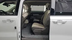 2022 Kia Carnival Diesel 9-Seater Noblesse — фото 11