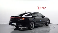 2022 Kia K5 Signature — фото 2