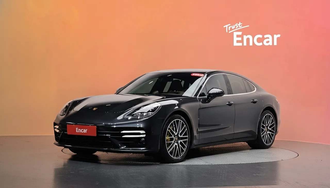 2023 Porsche Panamera 4.0 Turbo S