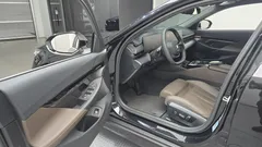 2024 BMW 5-Series 520i, чёрный — фото 10
