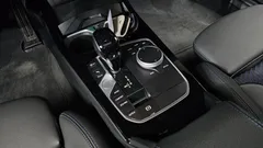 2023 BMW 1-Series 120i M Sports, чёрный — фото 9