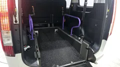 2022 Hyundai Staria disability support car — фото 18