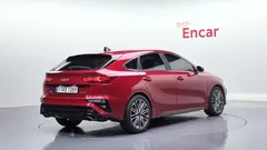 2023 Kia K3 1.6 Turbo GT 5Door — фото 2