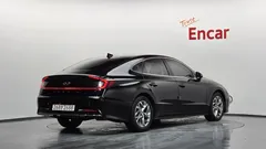 2022 Hyundai Sonata 2.0 — фото 2
