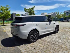 2023 Land Rover Range Rover Sport D300 HSE Dynamic, серо-серебристый — фото 5