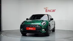 2023 Mini Clubman Classic, зелёный — фото 3