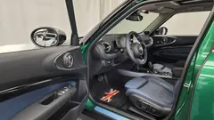 2023 Mini Clubman Classic, зелёный — фото 10