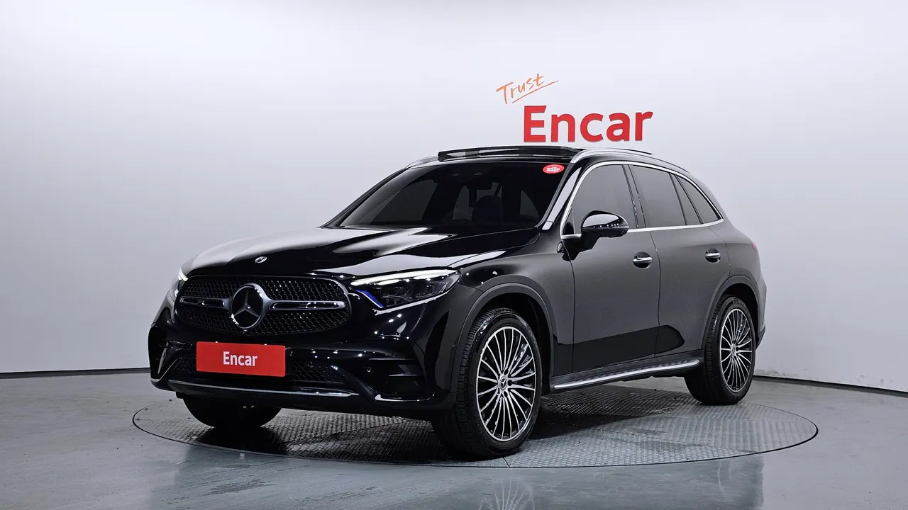 2023 Mercedes-Benz GLC-Class GLC300 4MATIC AMG Line