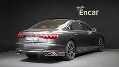 2025 Audi S8 4.0 TFSI Quattro LWB — фото 2