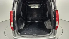 2022 Hyundai Staria Cargo 5-Seater — фото 20