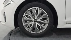 2023 Kia K5 Prestige, белый — фото 5