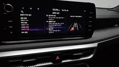 2023 Kia K5 Prestige, белый — фото 17