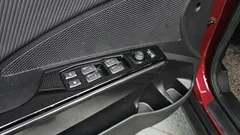 2022 KG_Mobility_Ssangyong TIBOLI 1.5 Upbeat 2WD, красный — фото 16