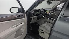 2025 Volkswagen Atlas 2.0 TSI R-LINE 7-Seater — фото 10
