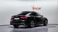 2021 Audi A5 40 TFSI Quattro Sportback, чёрный — фото 2