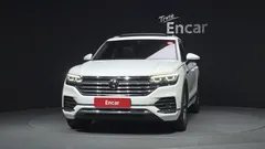 2023 Volkswagen Touareg 3.0 TDI Prestige, белый — фото 3