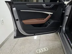 2023 Audi A7 55 TFSI e Quattro Premium, серебристый — фото 15