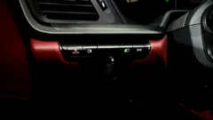 2024 Porsche 911 Carrera 4 GTS Cabriolet — фото 17