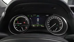 2022 Toyota Camry 2.5 LE Hybrid, серебристый — фото 8