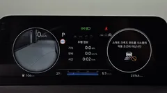 2024 Hyundai Staria 4WD Lounge 7-Seater — фото 8