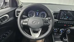 2022 Hyundai Venue 1.6 Modern Plus, белый — фото 13