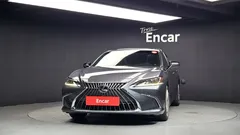 2023 Lexus ES Luxury Plus, серый — фото 3