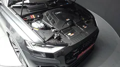 2023 Audi Q8 55 TFSI Quattro Premium — фото 6