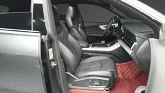 2023 Audi Q8 55 TFSI Quattro Premium — фото 11