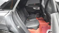 2023 Audi Q8 55 TFSI Quattro Premium — фото 12