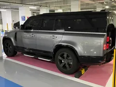 2023 Land Rover Defender 130 P400 X-Dynamic HSE — фото 4