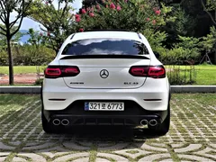 2021 Mercedes-Benz GLC-Class AMG GLC43 4MATIC Coupe, белый — фото 4