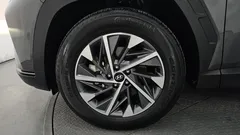 2022 Hyundai Tucson Inspiration 2WD, серый — фото 5