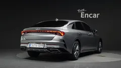 2022 Kia K5 2.0, серо-серебристый — фото 2