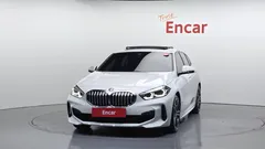 2023 BMW 1-Series 120i M Sports — фото 3