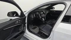 2023 BMW 1-Series 120i M Sports — фото 10