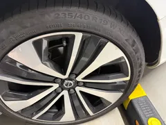 2023 Volvo S60 B5 Ultimate Bright, белый — фото 17