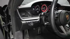 2023 Porsche 911 Carrera 4 GTS — фото 12