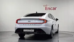 2022 Hyundai Sonata 2.0, белый — фото 4